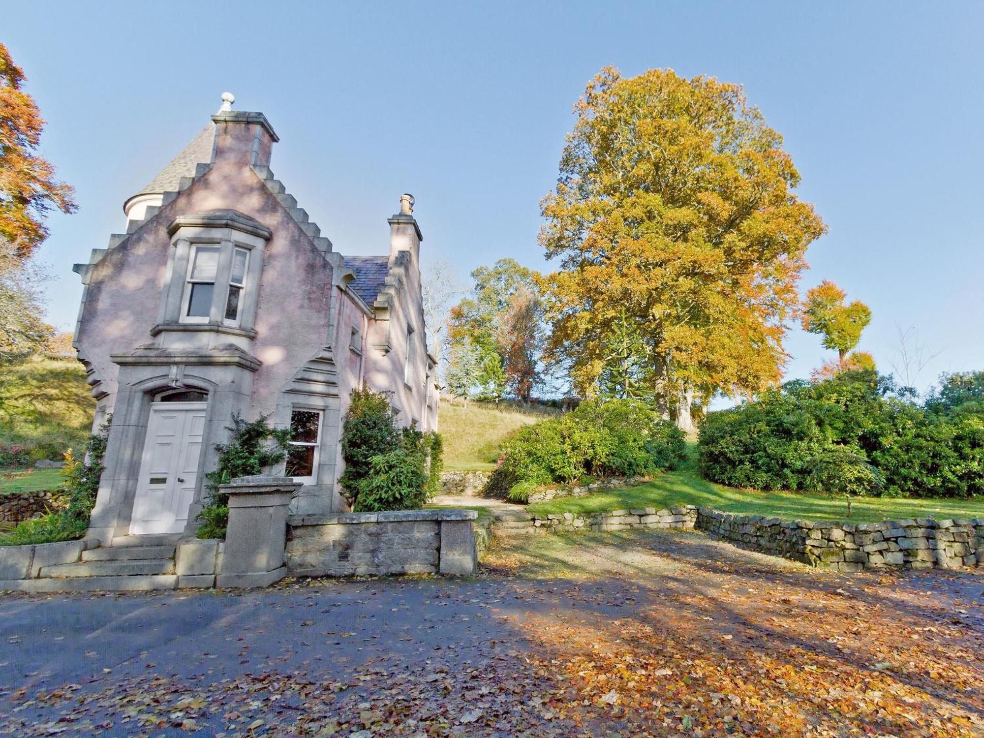 Dess Lodge Kincardine O'Neil Экстерьер фото